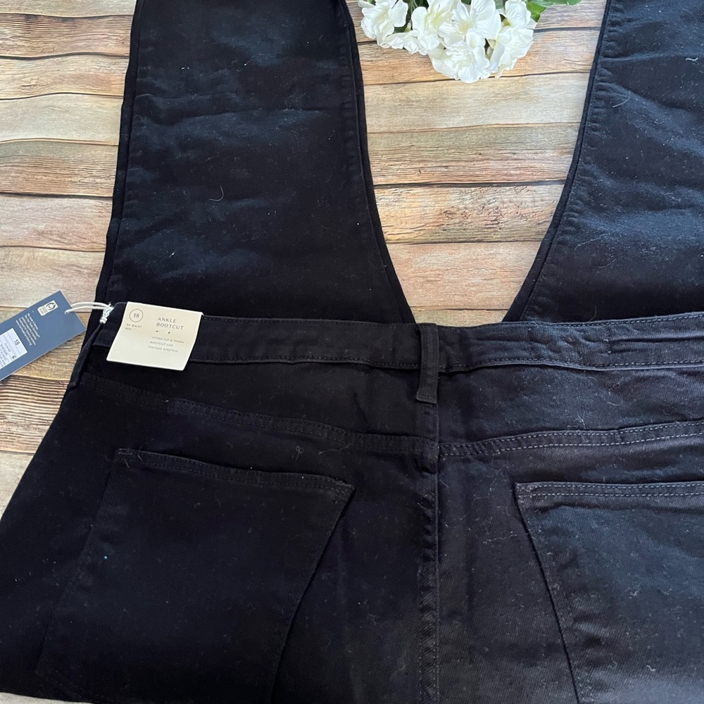 NEW Universal Thread Black Denim Ankle Bootcut Jeans - Picture 13 of 15